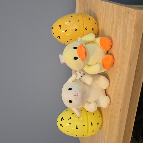 NWT 2 Squishmallow Mystery Eggs - Picture 2 of 4